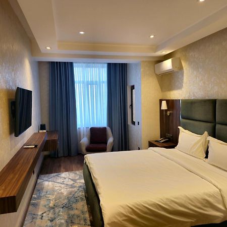 Hotel Ayni Dusjanbe Rom bilde