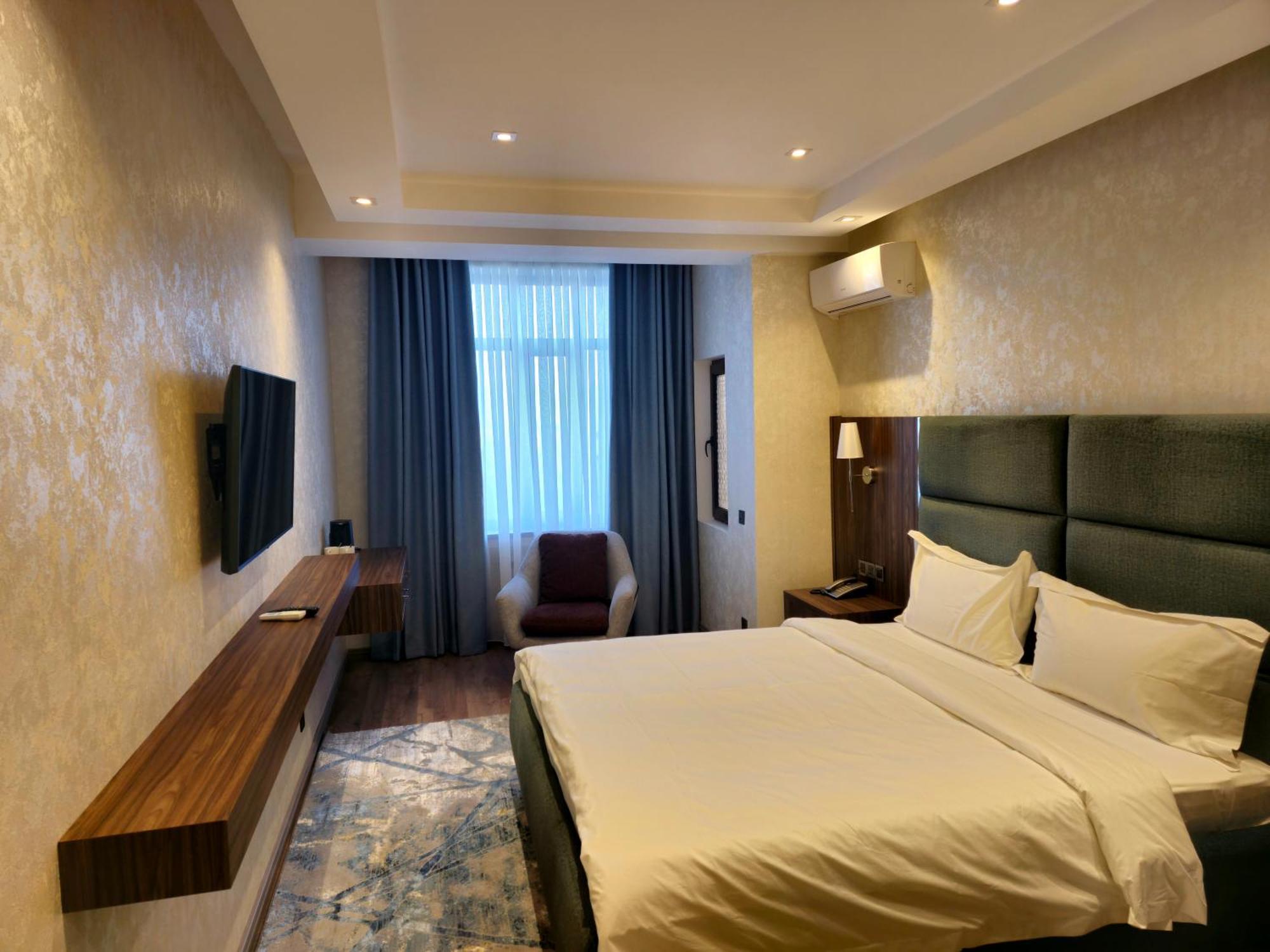 Hotel Ayni Dusjanbe Rom bilde